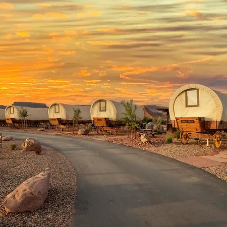 Zion White Bison Glamping & Rv Resort Virgin Exterior photo