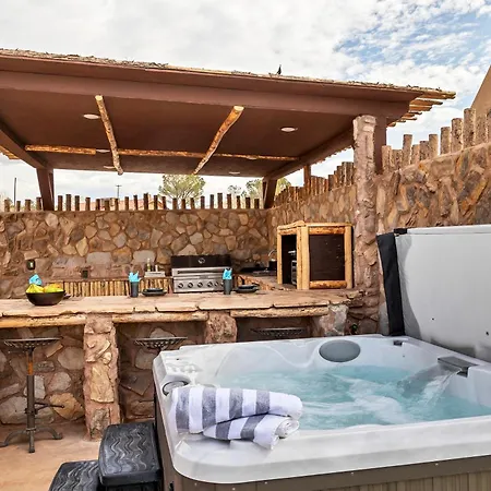 Zion White Bison Glamping & Rv Resort Virgin Exterior photo