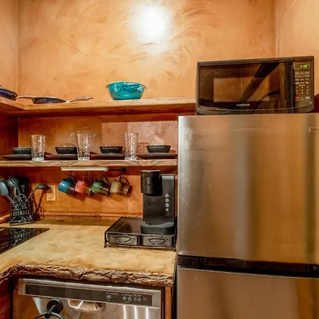 Zion White Bison Glamping & Rv Resort Virgin Exterior photo