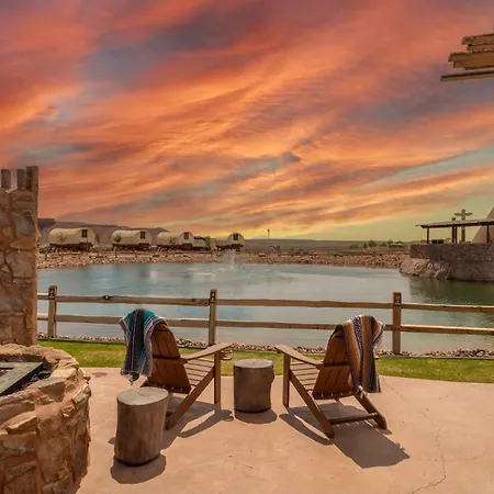 Zion White Bison Glamping & Rv Resort Virgin Exterior photo