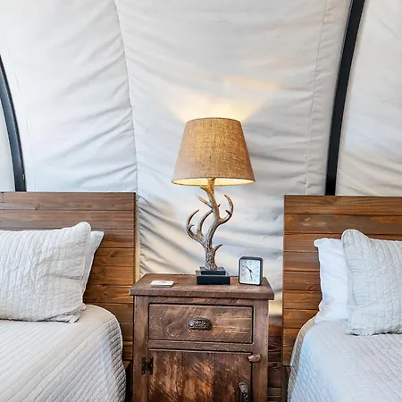 Zion White Bison Glamping & Rv Resort Virgin Room photo
