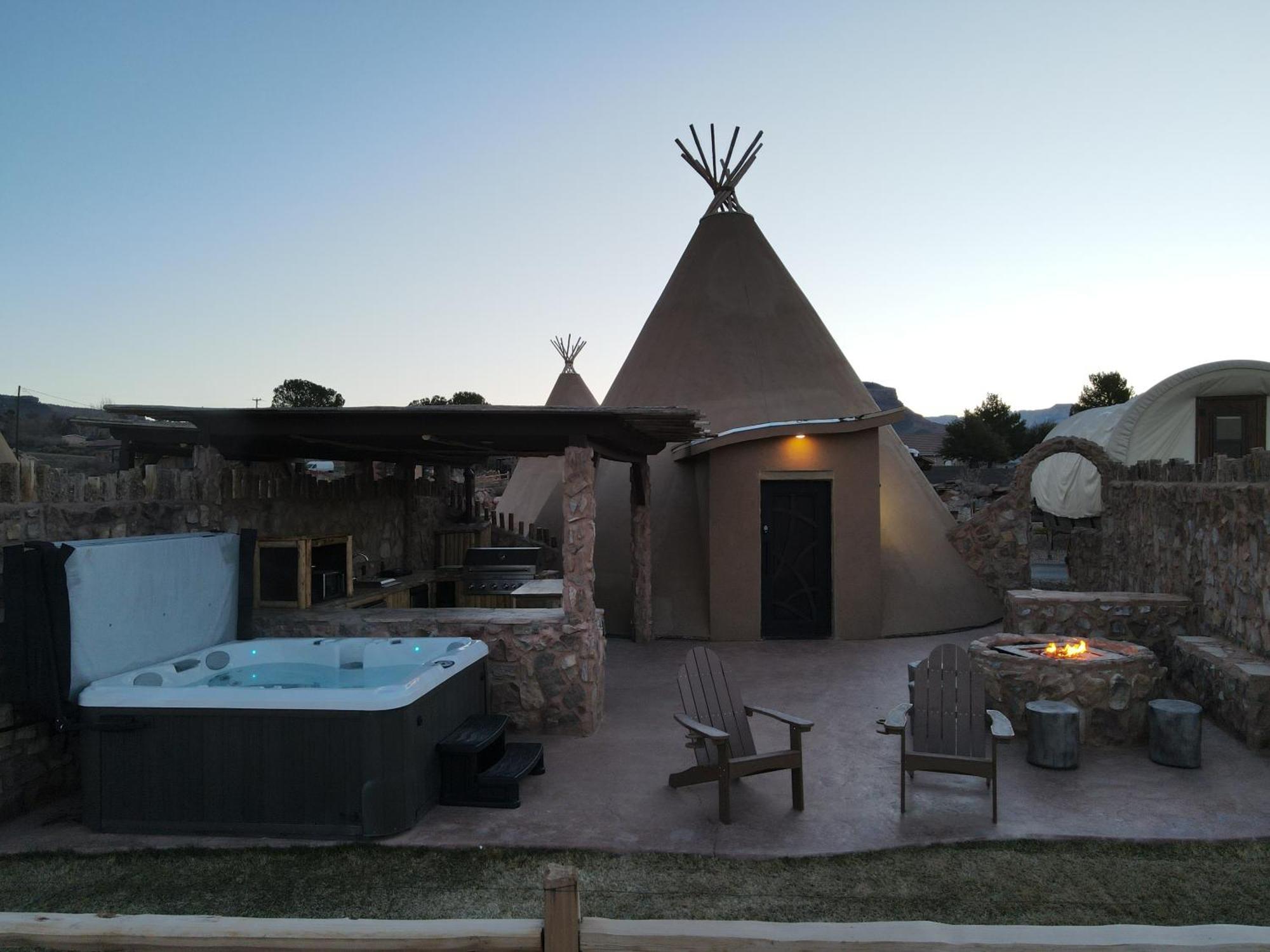 Zion White Bison Glamping & Rv Camping Virgin