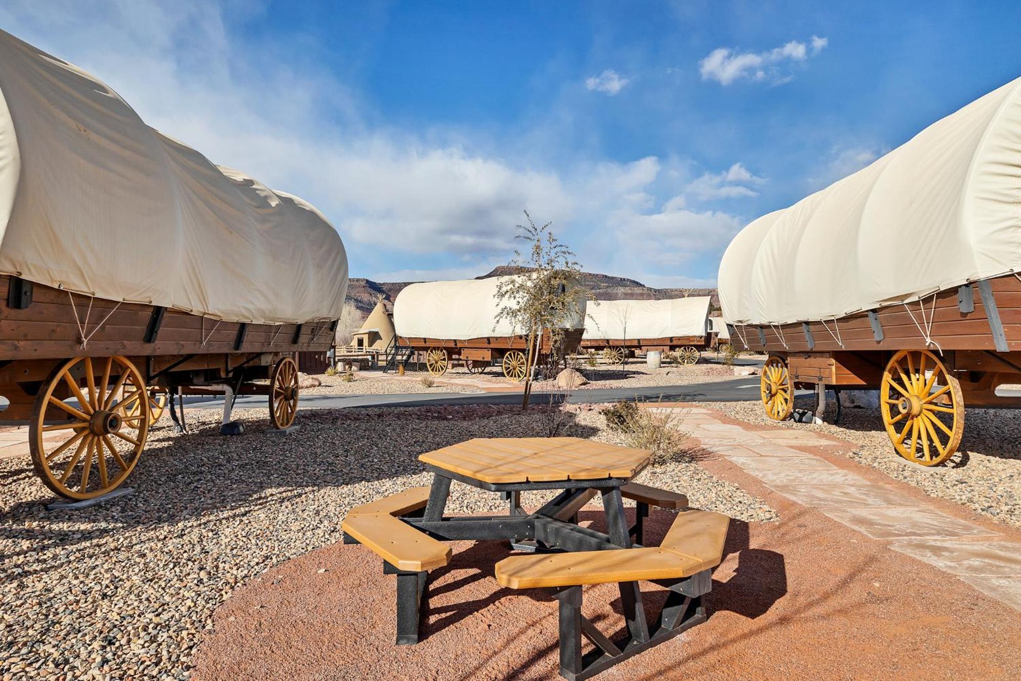 Campeggio Zion White Bison Glamping & Rv