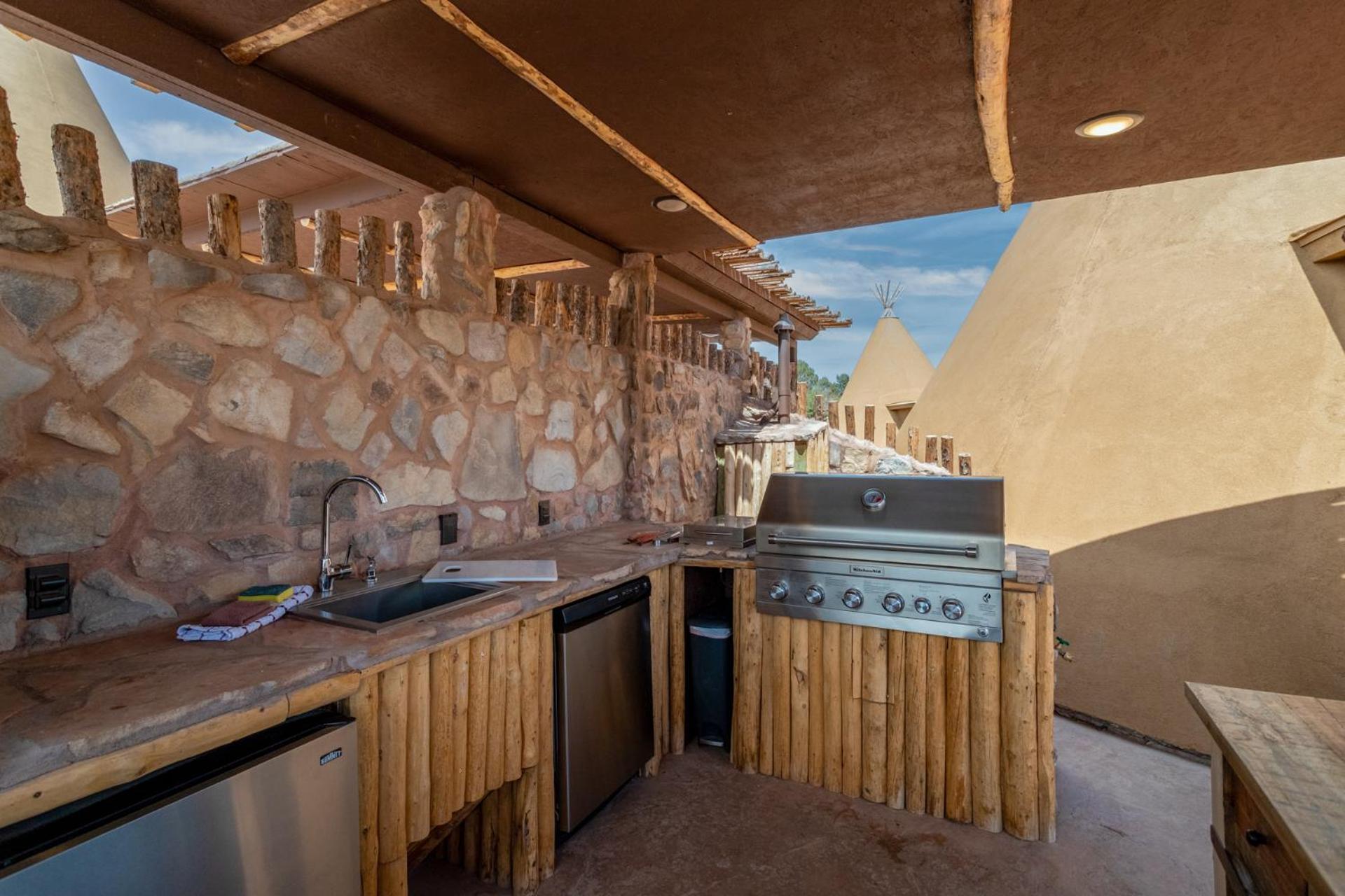 Zion White Bison Glamping & Rv Campeggio
