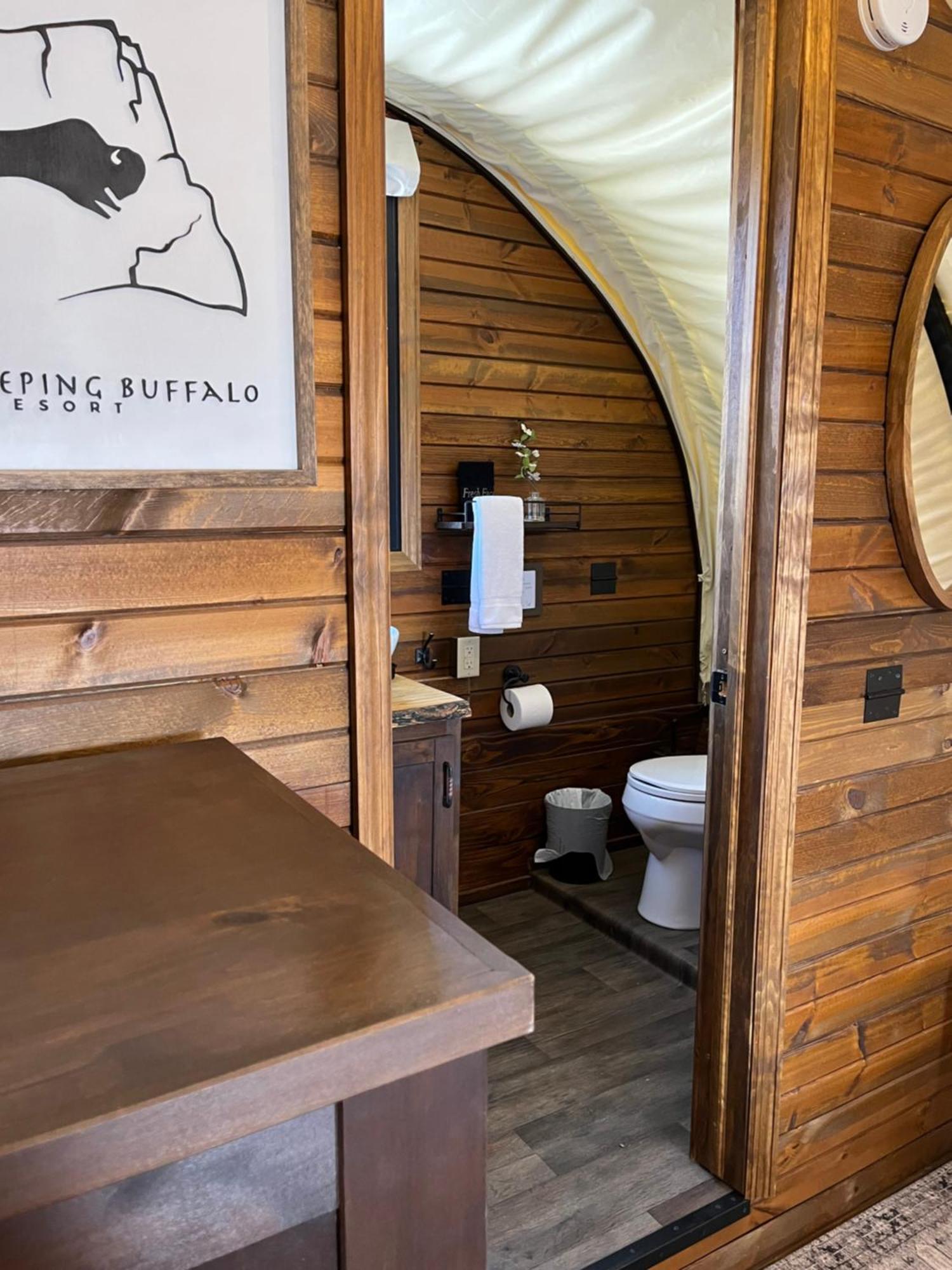 Zion White Bison Glamping & Rv *