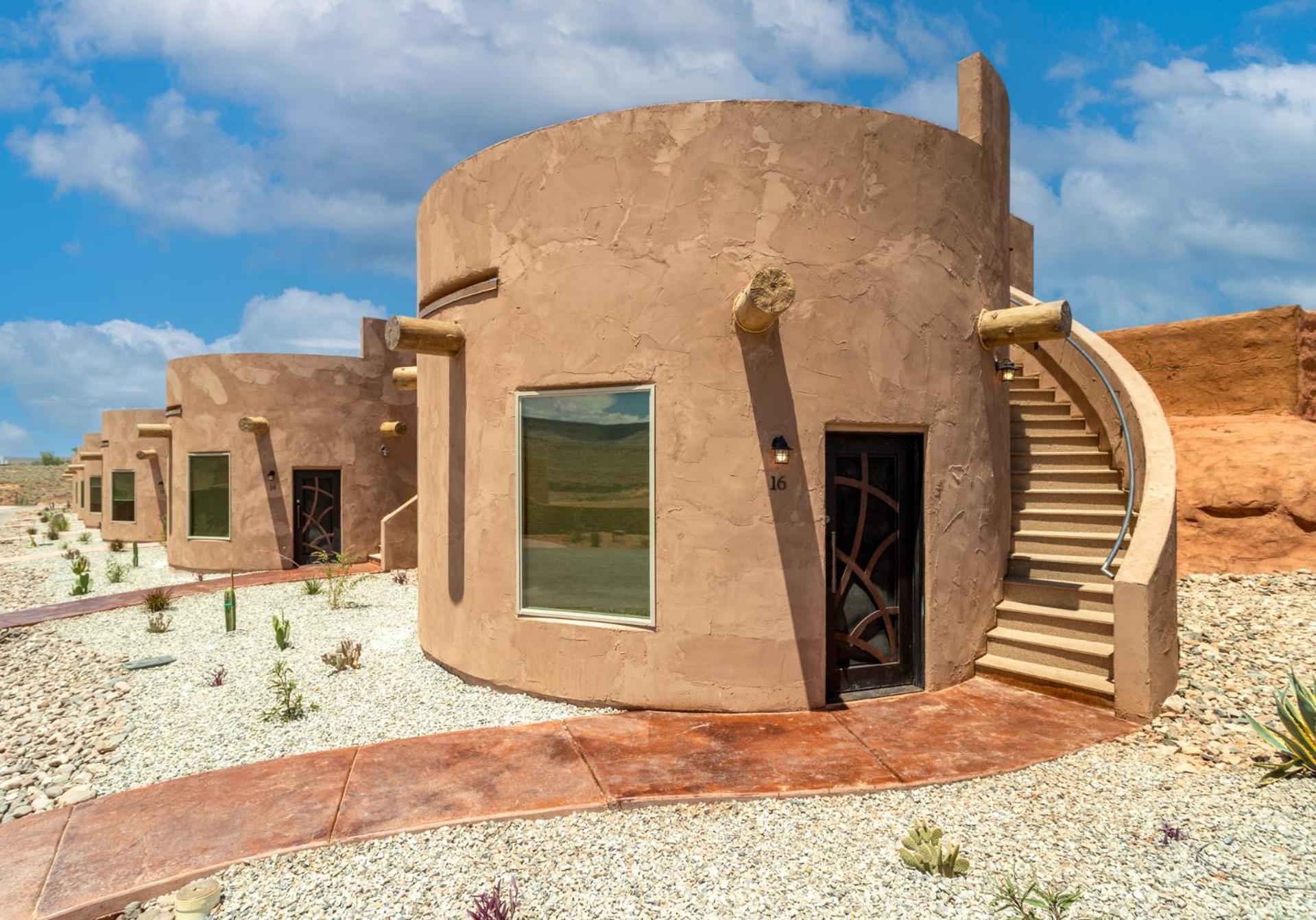 Zion White Bison Glamping & Rv * Virgin